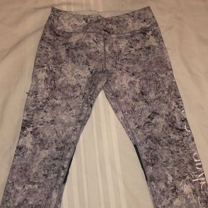 Calvin Klein Yoga Capris
